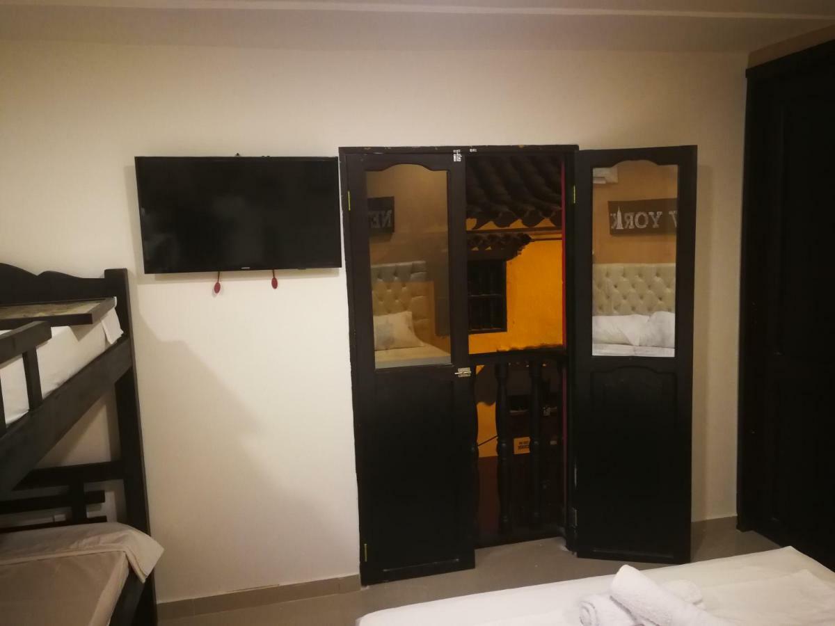 Otro Mundo Hostal Cartagena Εξωτερικό φωτογραφία